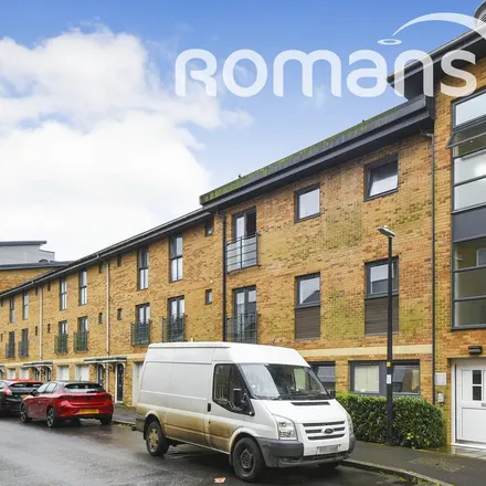 Rent this 2 bed apartment on Pasteur Drive in Swindon, SN1 4GB
