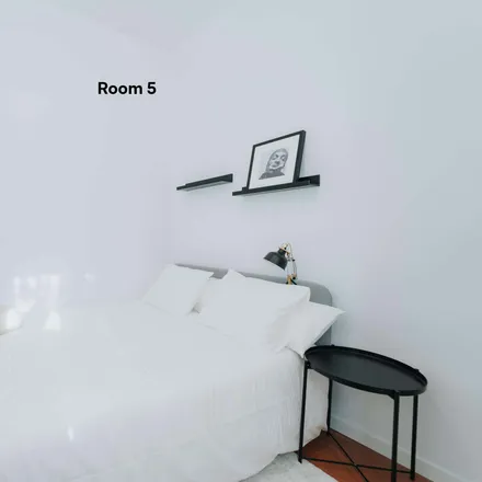 Rent this 6 bed room on Madrid in Glorieta López de Hoyos, Calle de Francisco Silvela