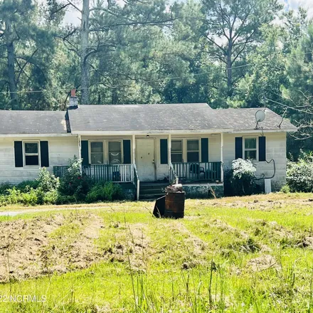 Buy this 3 bed house on 1499 Suttontown Road in Lenoir County, NC 28504