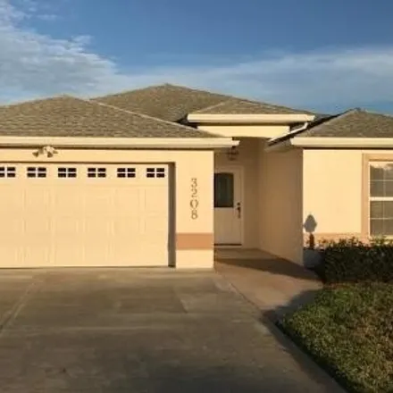 Rent this 2 bed house on 3208 Vantage Circle in Sebring, FL 33872