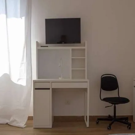 Rent this 5 bed apartment on Via Luigi Soderini in 20147 Milan MI, Italy