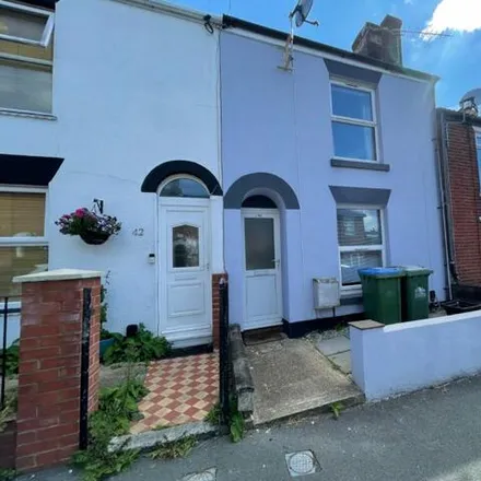 Buy this 2 bed townhouse on 32 Southcliff Road in Bevois Valley, Southampton