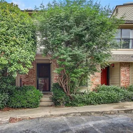 Image 1 - 3744 Valley View Road, Austin, TX 78704, USA - Condo for sale