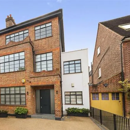 Buy this 7 bed duplex on Hartington Road in London, W4 3UQ