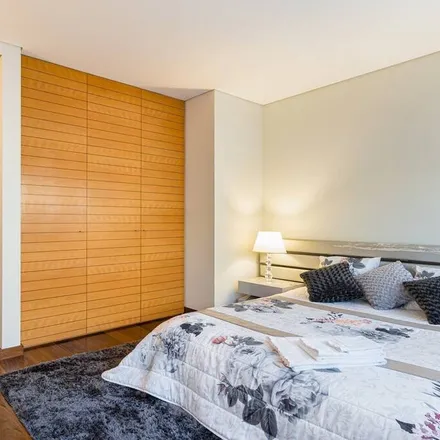 Rent this 2 bed apartment on 4300-010 Distrito de Leiria