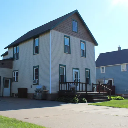 Image 1 - 453 West Division Street, Ishpeming, Marquette County, MI 49849, USA - House for sale