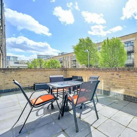 Rent this 1 bed apartment on Town Meadow in London, TW8 0BZ