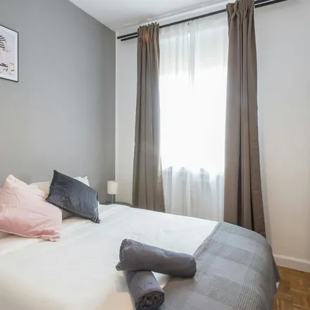 Rent this 4 bed apartment on Calle de Toledo in 77, 28005 Madrid