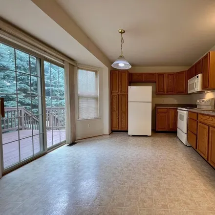 Image 3 - 8828 Hardwood Drive, Van Buren Township, MI 48111, USA - Condo for sale