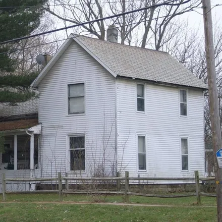 Buy this 3 bed house on 382 Furnace Street in Elyria, OH 44035