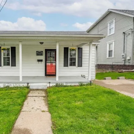 Buy this 2 bed house on 805 Ohio Avenue in Morgantown, WV 26501