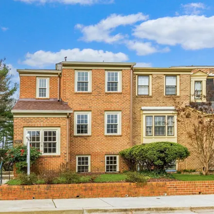 Buy this 4 bed townhouse on 5922 Dorchester Way in Luxmanor, North Bethesda