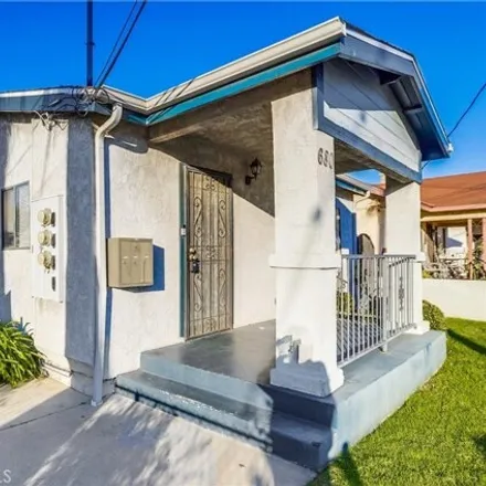 Buy this 6 bed townhouse on 682 West 18th Street in Los Angeles, CA 90731