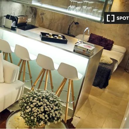 Rent this 1 bed apartment on Carrer de Roger de Flor in 54, 08001 Barcelona