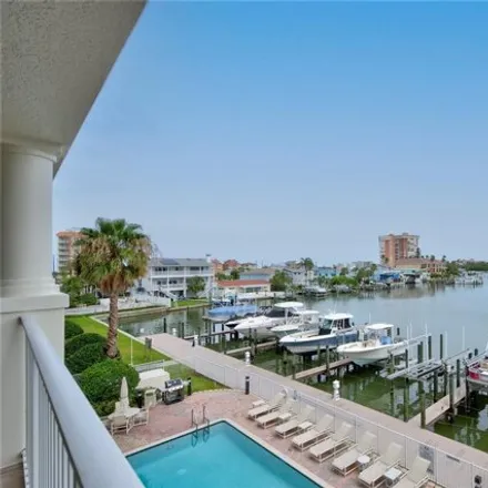 Rent this 3 bed condo on unnamed road in Redington Shores, Pinellas County
