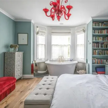 Rent this 2 bed room on 53 St Charles Square in London, W10 6EF