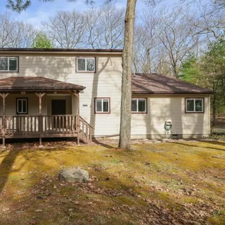 Buy this 3 bed house on 4370 Rock Crest Drive in Pocono Township, PA 18332