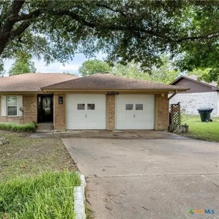 Buy this 3 bed house on 3109 N 12th St Unit T in Temple, Texas