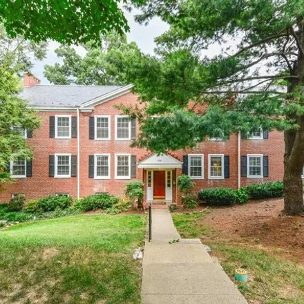 Buy this 3 bed condo on 2941 South Columbus Street in Arlington, VA 22206