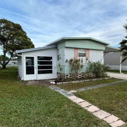 Buy this studio apartment on 2051 Pioneer Trail in New Smyrna Beach, FL 32168