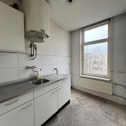 Image 5 - Claes de Vrieselaan 119B, 3021 JH Rotterdam, Netherlands - Apartment for rent