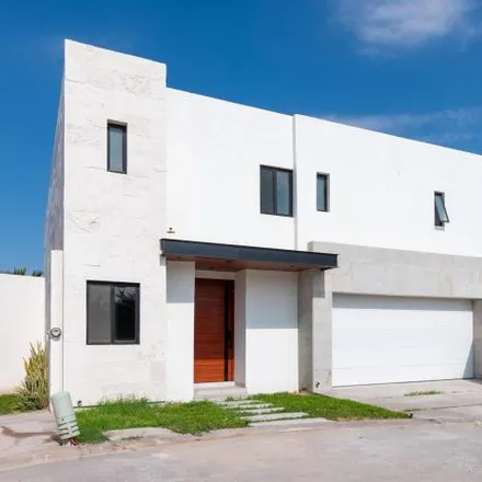Buy this 3 bed house on Cerrada Tucán in 27023 Torreón, Coahuila