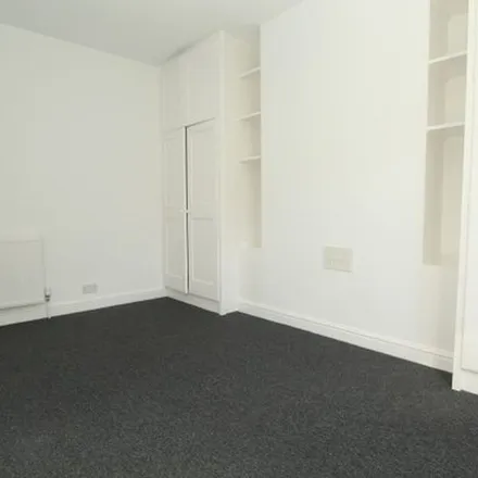 Image 3 - Sleaford Play Area, Sleaford Street, Cambridge, CB1 2PW, United Kingdom - Apartment for rent