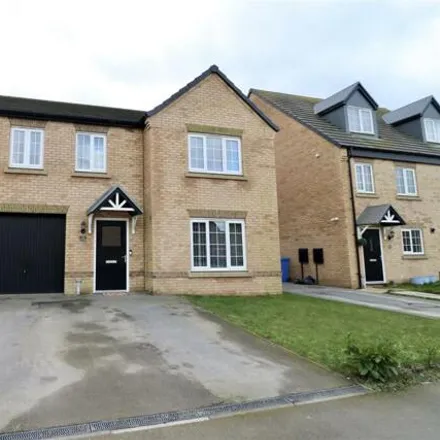 Buy this 4 bed house on Omber Drive in Market Weighton, YO43 3RW