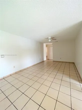 Image 4 - 6862 Nw 173rd Dr Apt 411, Hialeah, Florida, 33015 - Condo for rent