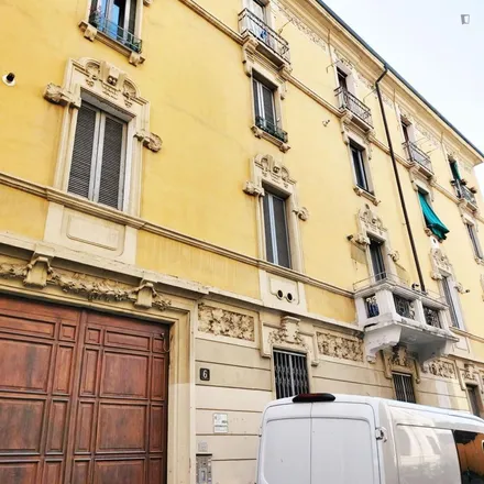 Image 2 - Via Guido Guinizelli, 6, 20127 Milan MI, Italy - Apartment for rent