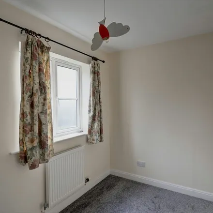 Rent this 2 bed townhouse on Springfields in Skipton, BD23 1HF