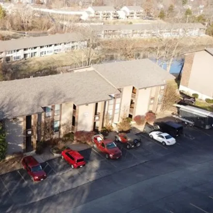 Buy this 1 bed condo on 184 Lake Club Drive in Branson, MO 65616