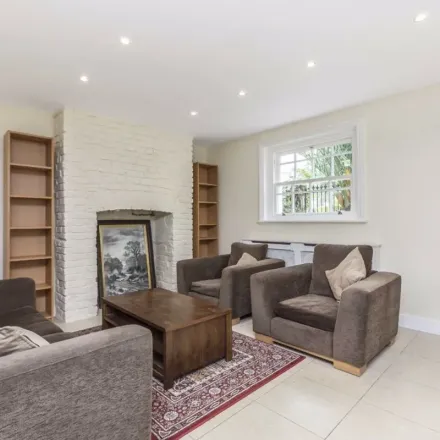 Rent this 4 bed apartment on Hartington Road in London, SW8 2EY