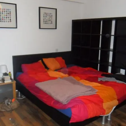 Rent this 2 bed apartment on Rue de la Cible - Schietschijfstraat 12 in 1210 Saint-Josse-ten-Noode - Sint-Joost-ten-Node, Belgium