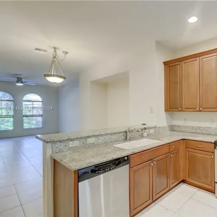 Image 4 - 1708 Northeast 11th Street, Fort Lauderdale, FL 33304, USA - Townhouse for sale