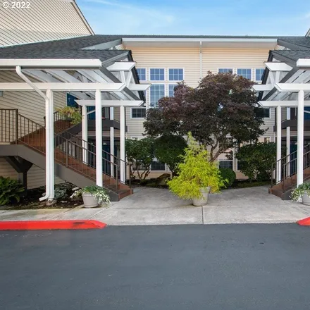 Buy this 3 bed condo on 13205 Southeast 7th Street in Vancouver, WA 98684