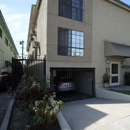 Image 2 - 4846 Rosewood Avenue, Los Angeles, CA 90004, USA - House for rent