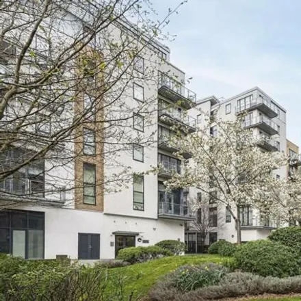 Image 7 - Alboran Apartments, 1 Seven Sea Gardens, London, E3 3GU, United Kingdom - Apartment for sale