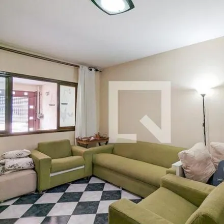 Rent this 2 bed house on Rua Vinícius de Moraes in Montanhão, São Bernardo do Campo - SP