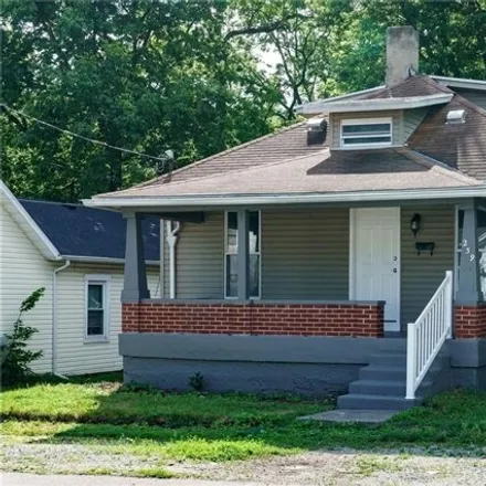 Buy this 4 bed house on 426 Race Drive in Troy, OH 45373
