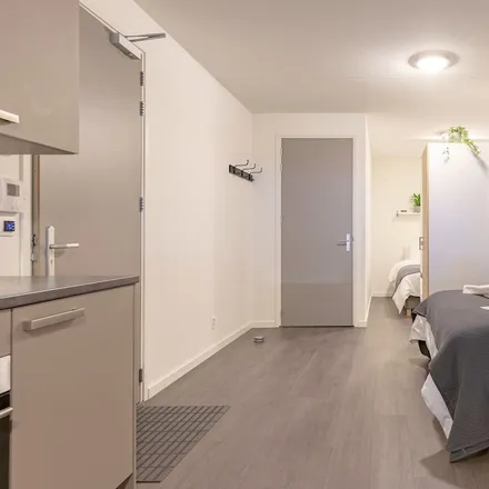 Rent this studio apartment on 2611 DD Delft