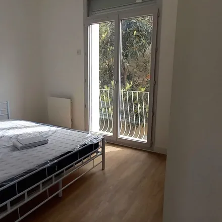 Rent this 3 bed apartment on 22 Rue de Figeac in 31200 Toulouse, France