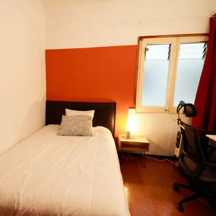 Rent this 1 bed room on Carrer de Sicília in 212, 08013 Barcelona
