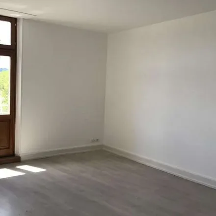 Rent this 4 bed apartment on 3 Rue Abbé Heydel in 57800 Freyming-Merlebach, France