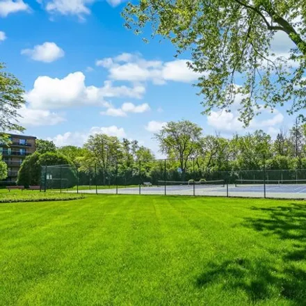 Image 4 - 6429 Clarendon Hills Road, Willowbrook, DuPage County, IL 60527, USA - Condo for sale