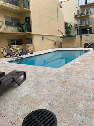 Image 5 - 4500 West 19th Court, Hialeah, FL 33012, USA - Condo for sale