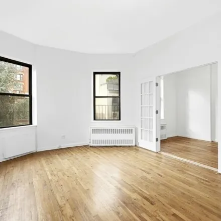 Rent this 1 bed condo on 330 West 85th Street in New York, NY 10024