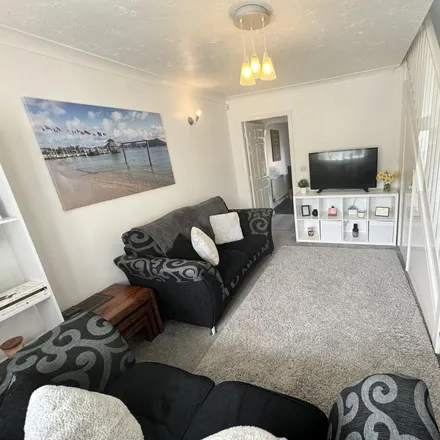 Image 2 - Ashley Mews, Preston, PR2 2DR, United Kingdom - Townhouse for rent