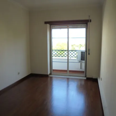 Rent this 4 bed apartment on Rua Santa Cruz in 2300-305 Tomar, Portugal