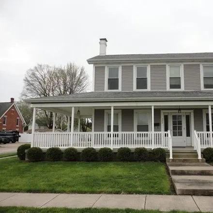 Buy this 4 bed house on 198 South Wyandotte Street in Taylorville, IL 62568